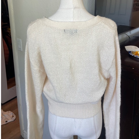 Love Tree Y2K Cable Knit Cropped Crochet Cardigan Sweater Size L Coquette Rose - Picture 6 of 10